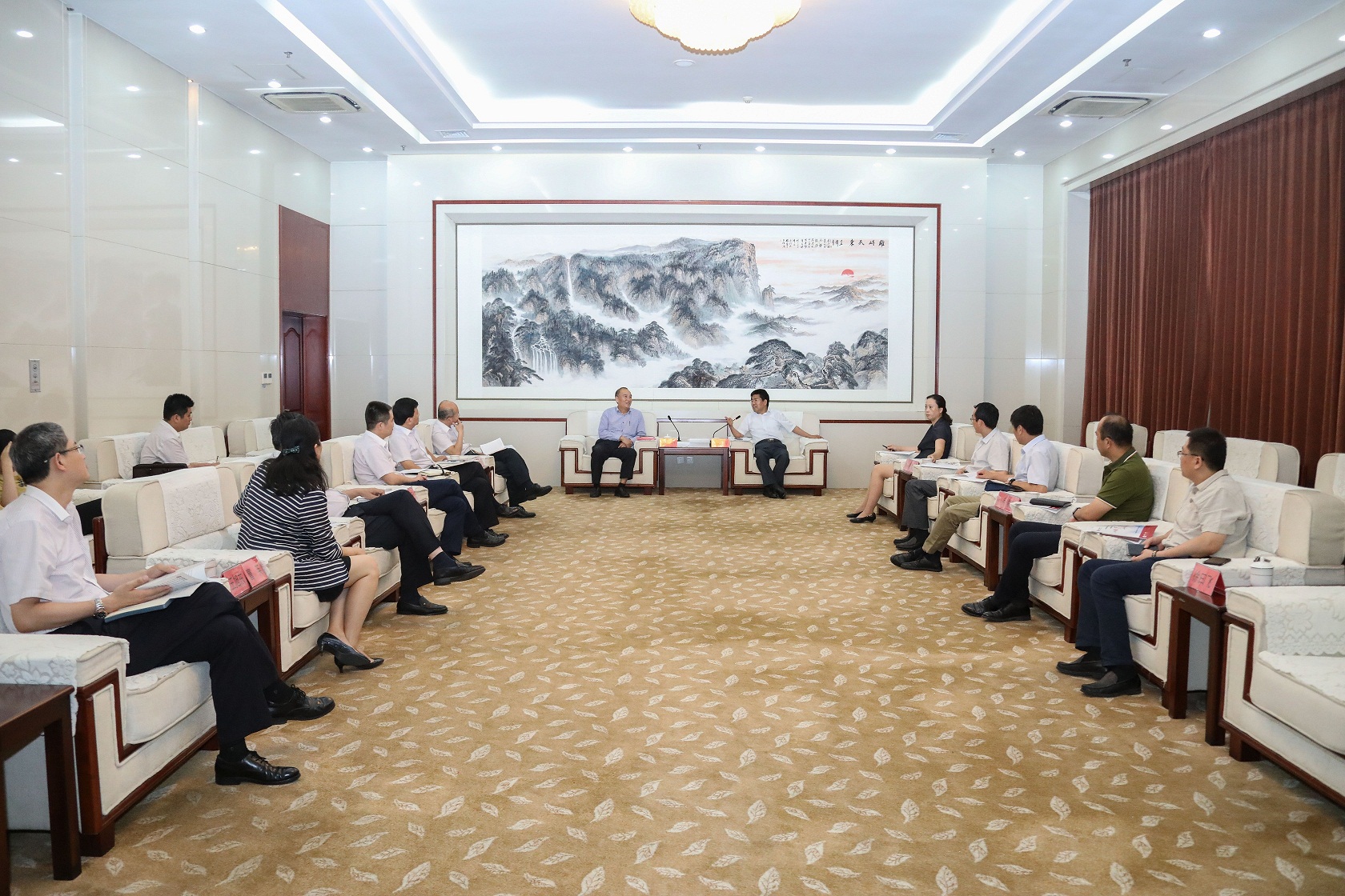 朱玉明会见中国银行山东省分行副行长仲维功一行