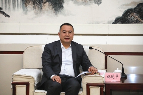 国承彦朱玉明会见德迈集团董事长施乾平一行