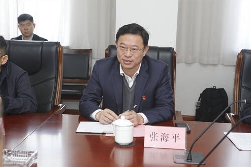 与济南城市建设集团有限公司董事长张海平举行座谈