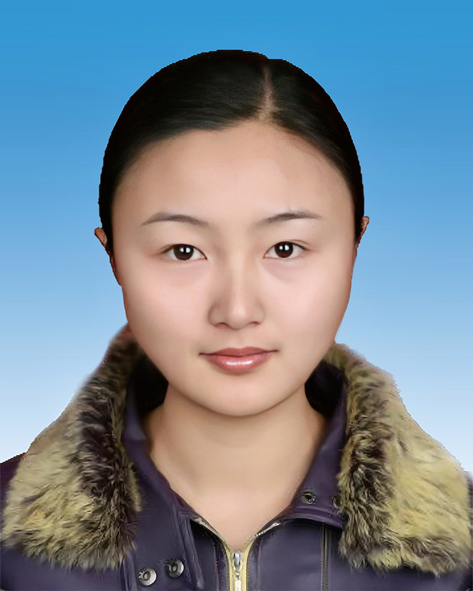 潘蕾.jpg